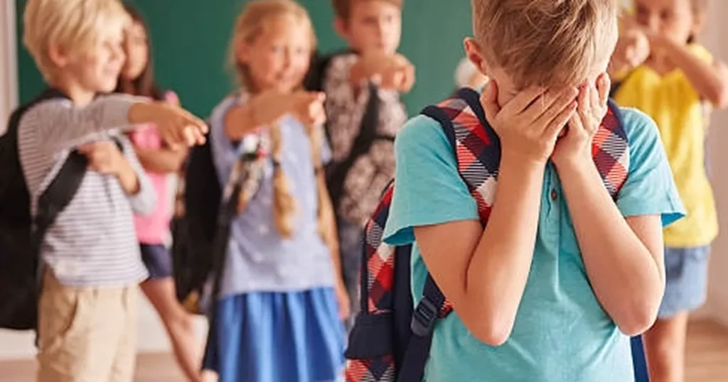 aile-ve-unicef-dijital-tehditler-ve-akran-zorbaligini-konusacak-1J3X4VBe.webp