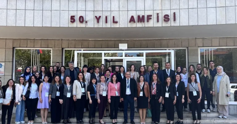 ankarada-ankara-cocuk-acil-ve-cocuk-yogun-bakim-hemsireligi-sempozyumu-gerceklestirildi-v6TyJAdJ.webp