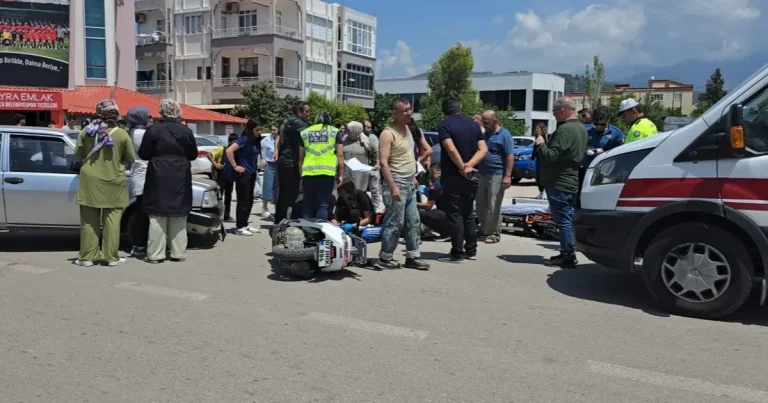 antalya-kumlucadaki-kazada-iki-ogrenci-yaralandi-upQv7qE4.webp