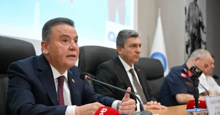 antalya-ulasim-master-plani-tamamlaniyor-STecxDnD.webp