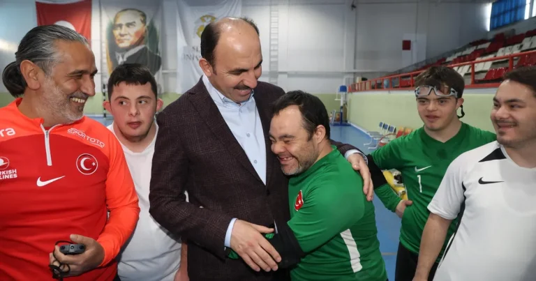 baskan-altya-engelleri-birlikte-asiyoruz-ywNZRMVb.webp