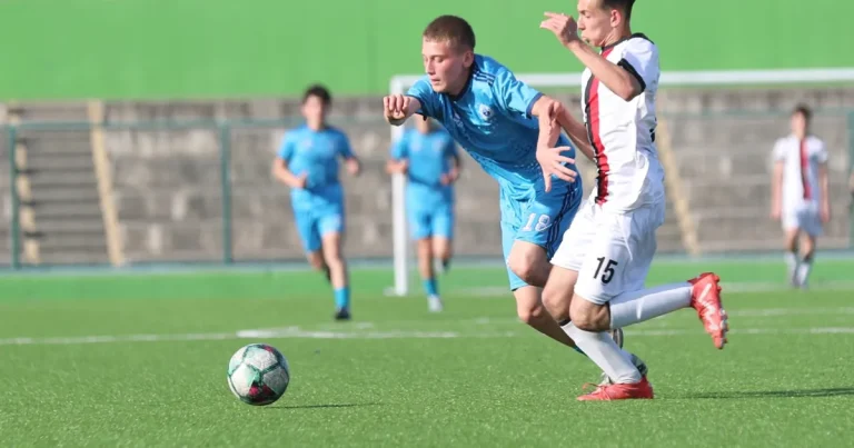bursa-gemlik-belediyespor-u17-sampiyon-oldu-mqnhMryM.webp