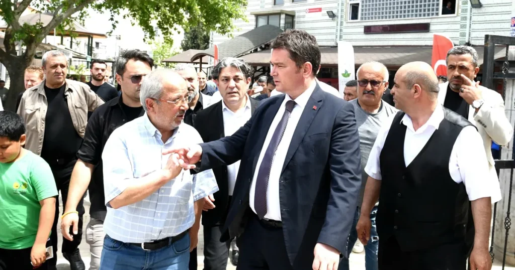 bursa-osmangazide-baskan-aydin-gunestepe-sakinleriyle-bulustu-e9SAuKd5.webp