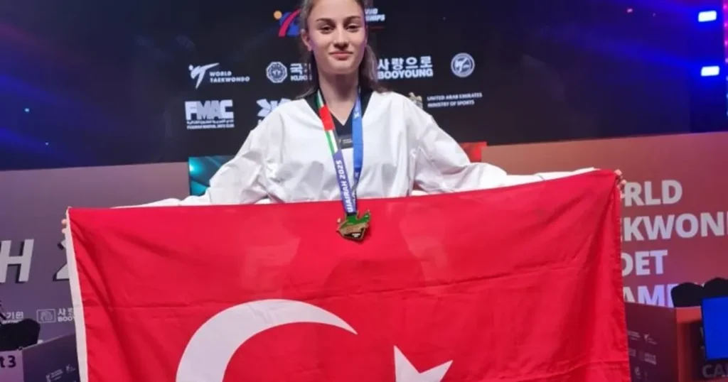 bursali-ogrenci-sena-yilmaz-dunya-sampiyonu-oldu-Od5j4v23.webp