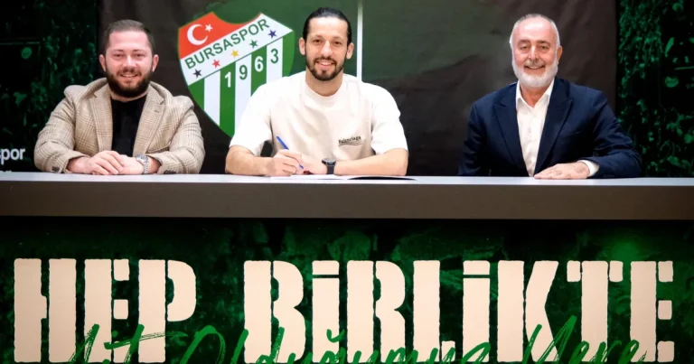 bursaspor-batuhan-yayikci-ile-sozlesme-imzaladi-hyECUdd8.webp