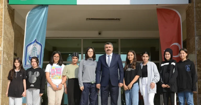 genclerin-kalbi-bursa-yildirimda-atacak-hSrhMQ1K.webp