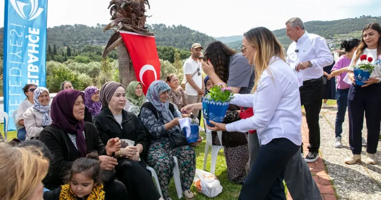 guzelbahceli-anneler-kahvaltida-bulustu-XDiYzLkA.webp