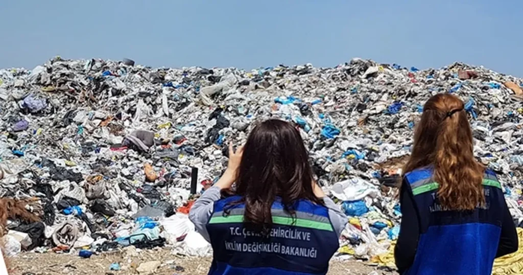 izmir-buyuksehire-37-milyon-tl-cevre-cezasi-kOwtMQrZ.webp