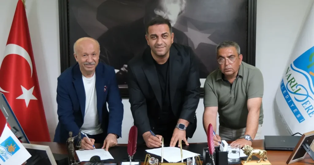 izmir-narliderede-toplu-is-sozlesmesinde-imzalar-atildi-CLME8mVz.webp