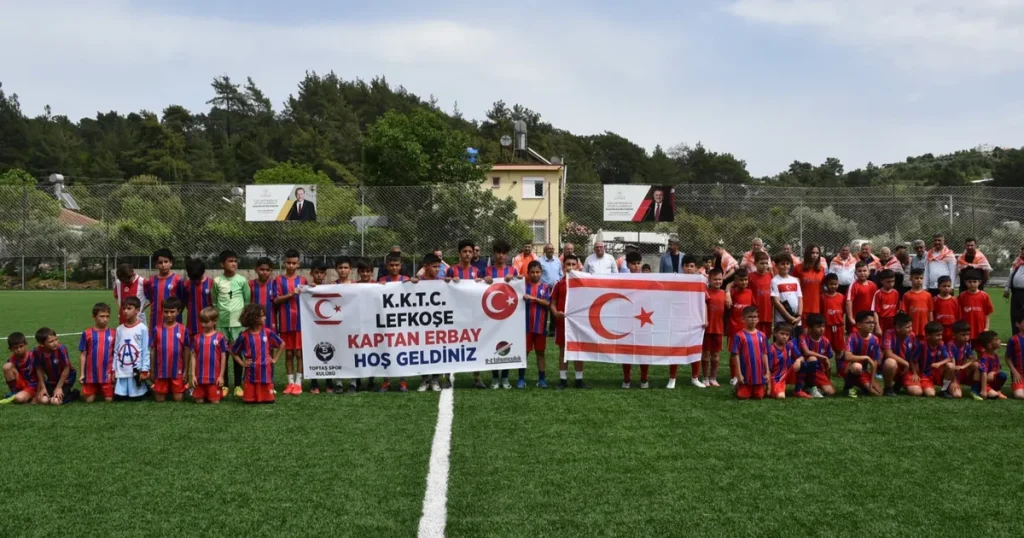 kktcli-minikler-antalya-kumlucada-dostluk-macinda-Jt1xtbYb.webp