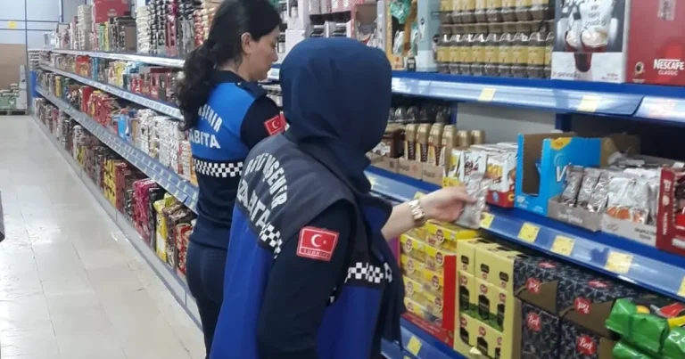 kocaeli-zabitasindan-market-denetimi-tvzMzJAU.webp