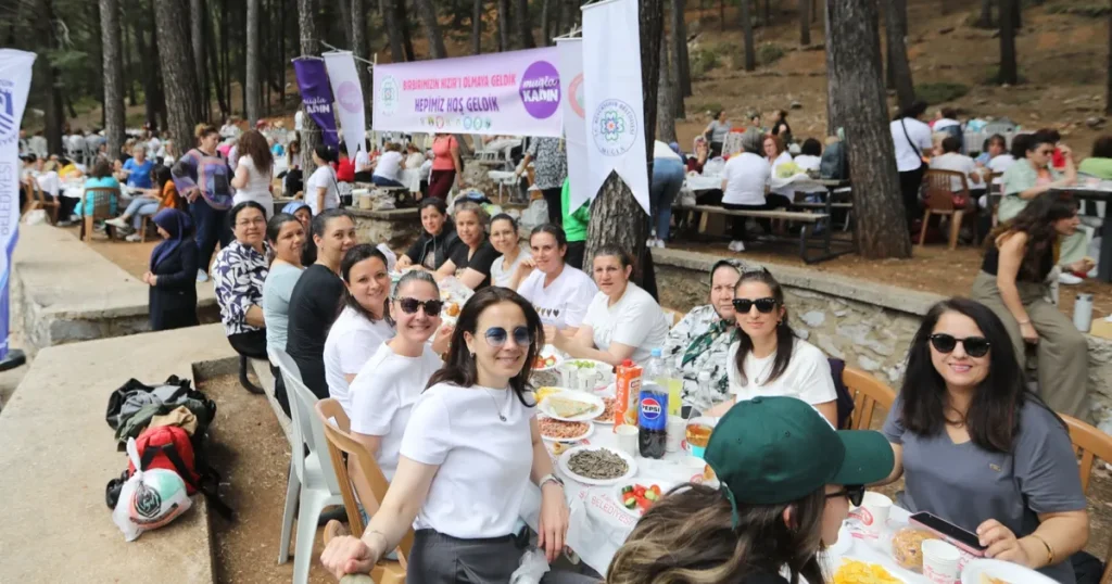 muglada-kadin-erkek-esitligine-yeni-adim-RR7ING8J.webp