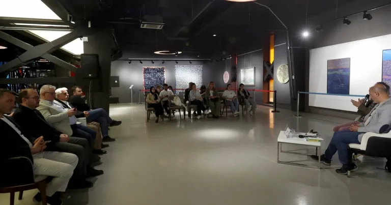 sakaryanin-edebi-hafizasi-genc-kusaklara-aktariliyor-kh91TZsP.webp